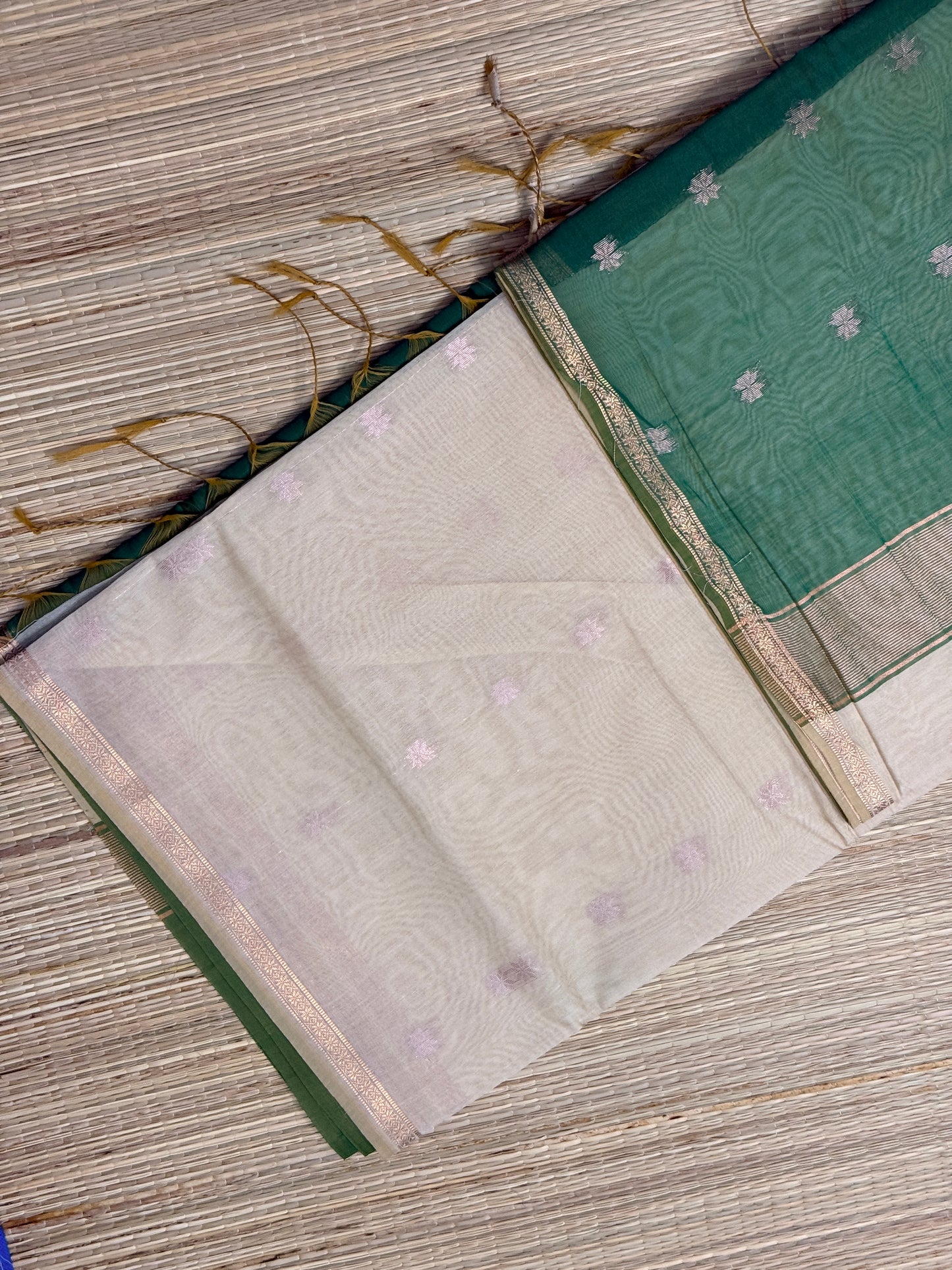 Green & Cream Maheshwari Fancy Saree with Floral Butta & Gold Zari Border