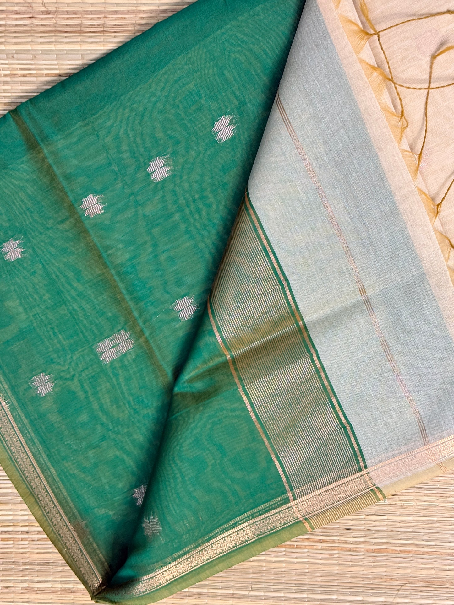 Green & Cream Maheshwari Fancy Saree with Floral Butta & Gold Zari Border